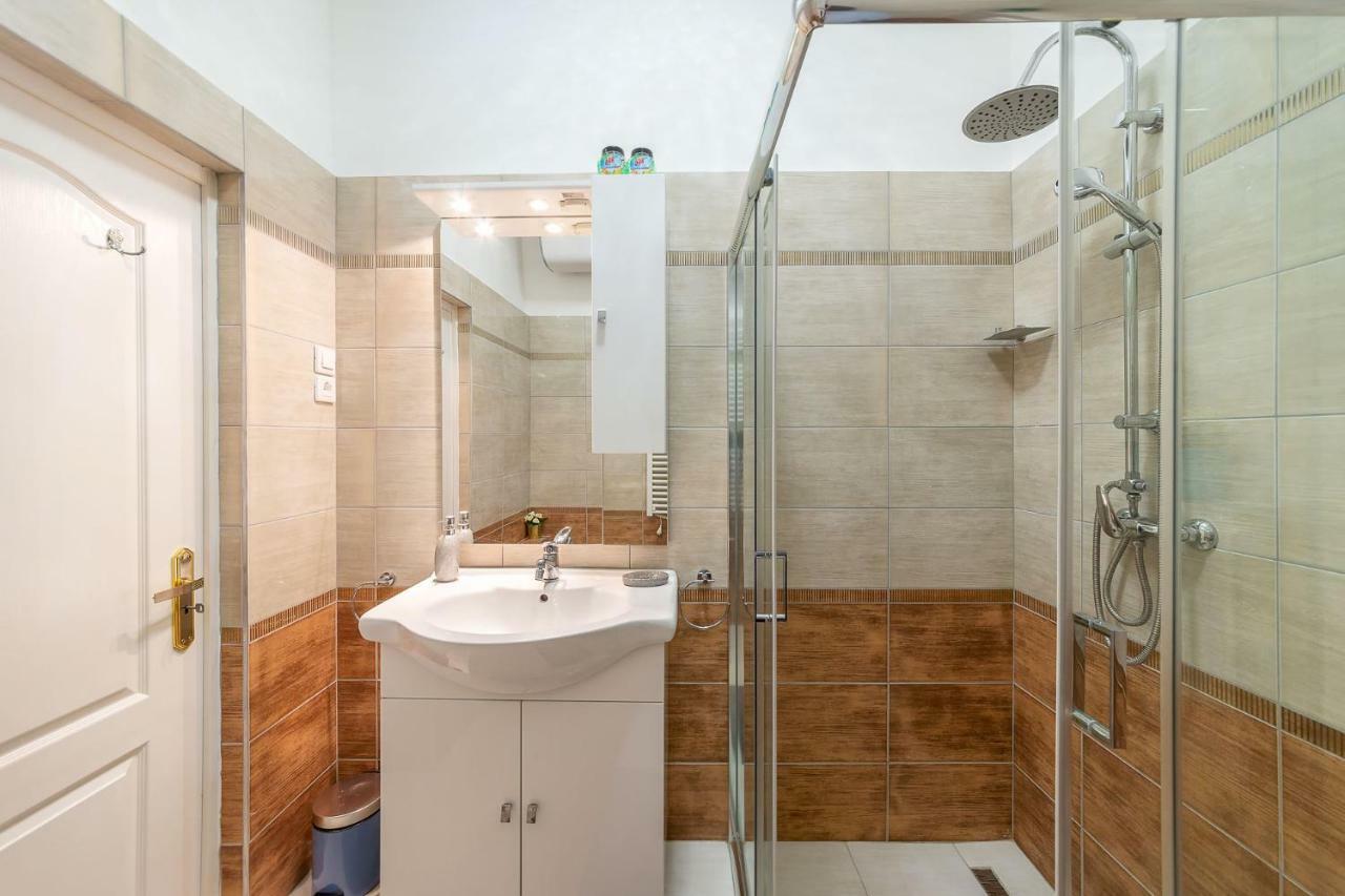 Kiraly Home Budapest City Center Buitenkant foto